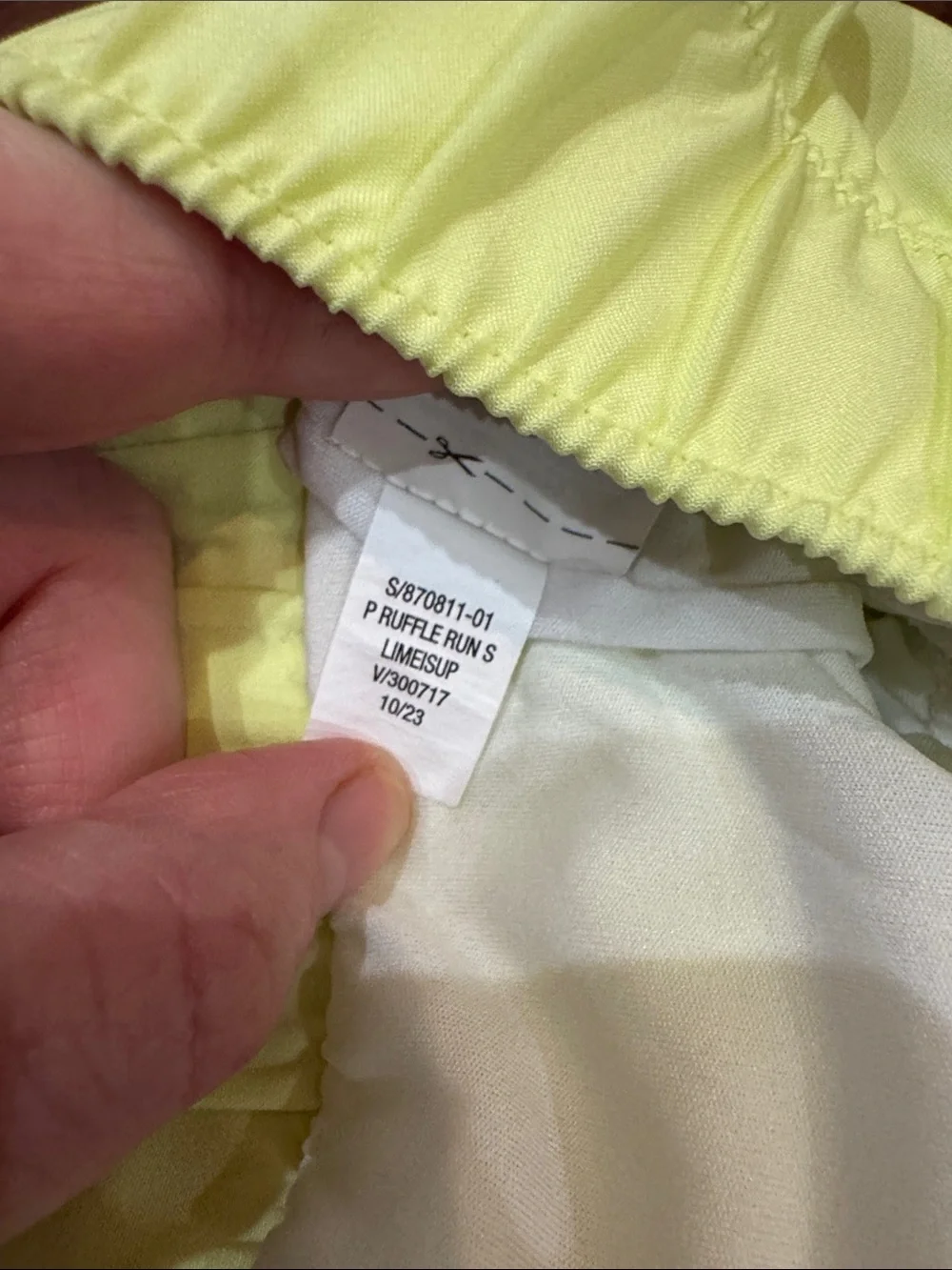 Old Navy Pale Neon Yellow Go-Dry Cool Ruffle Athletic Shorts size XL 14-16)
